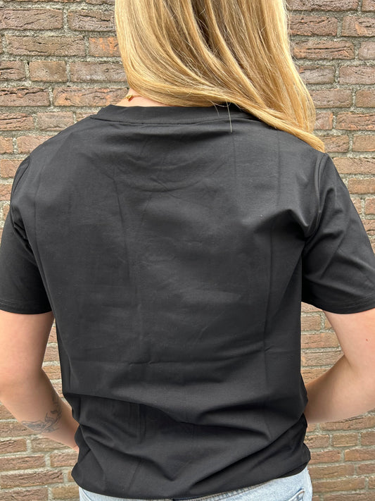 Basic T-Shirt