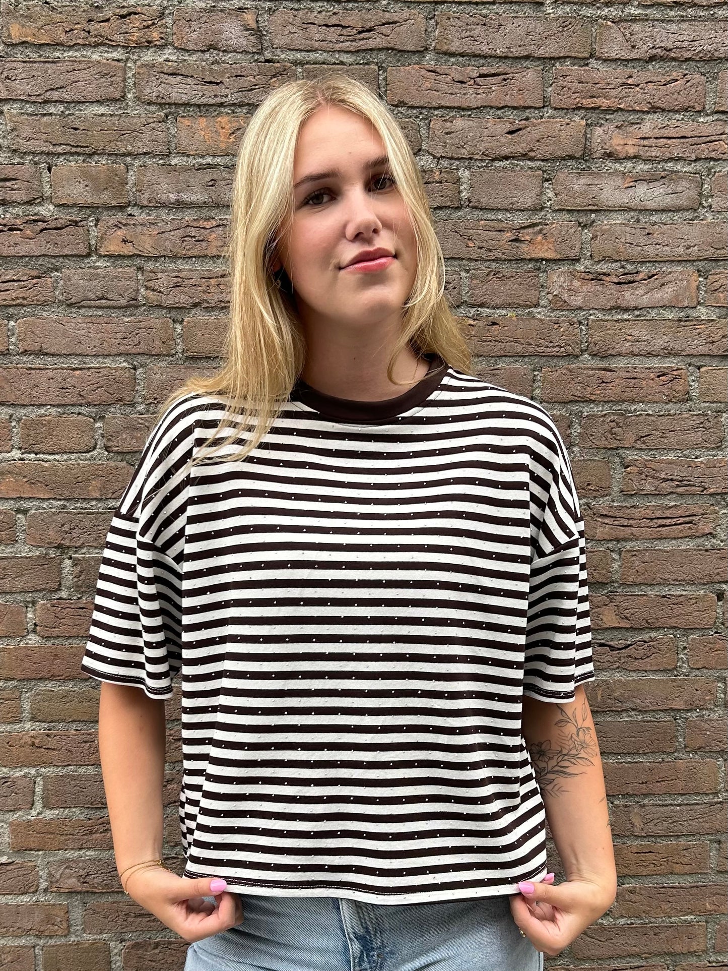 T-shirt met steentjes