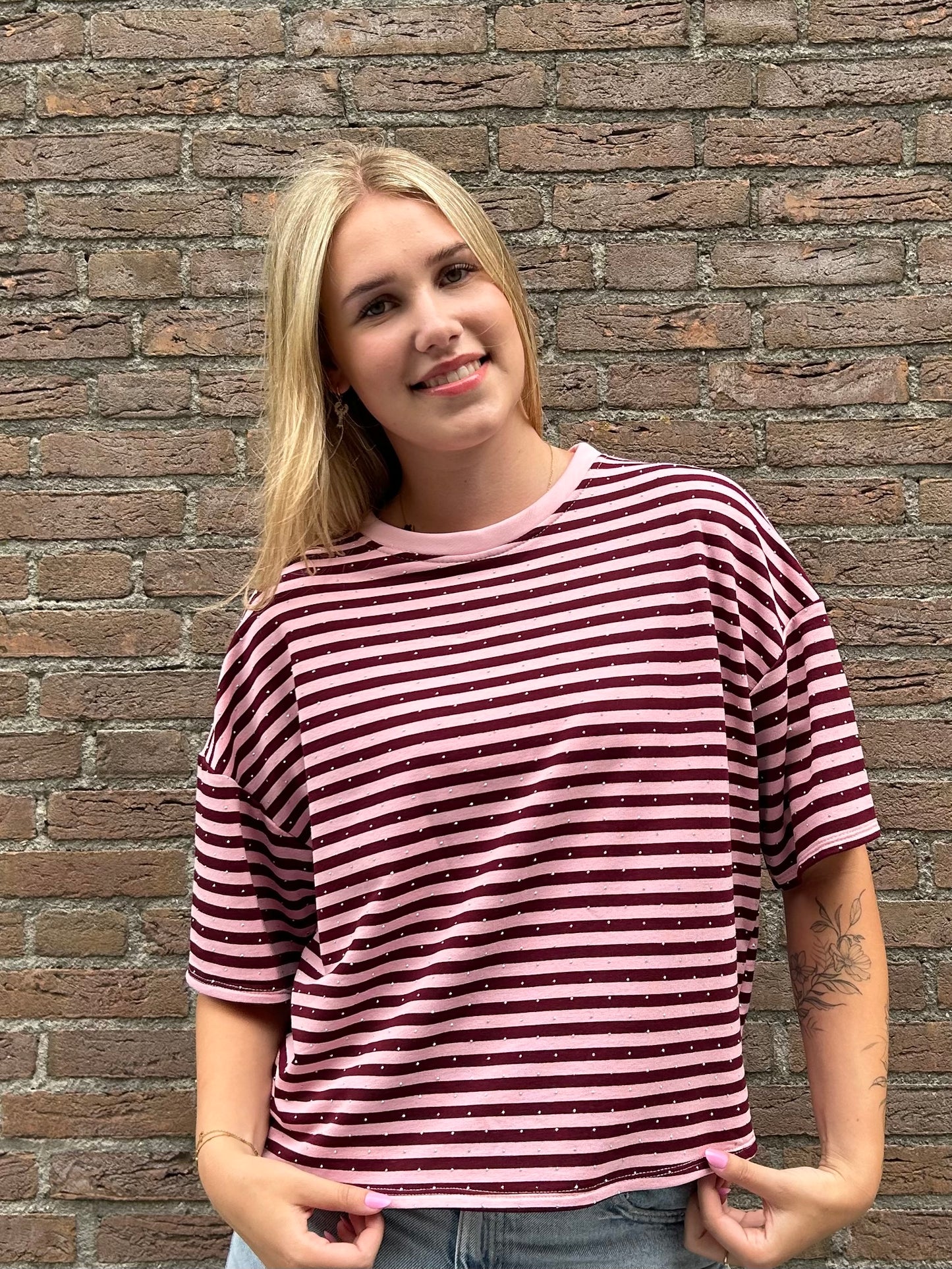 T-shirt met steentjes