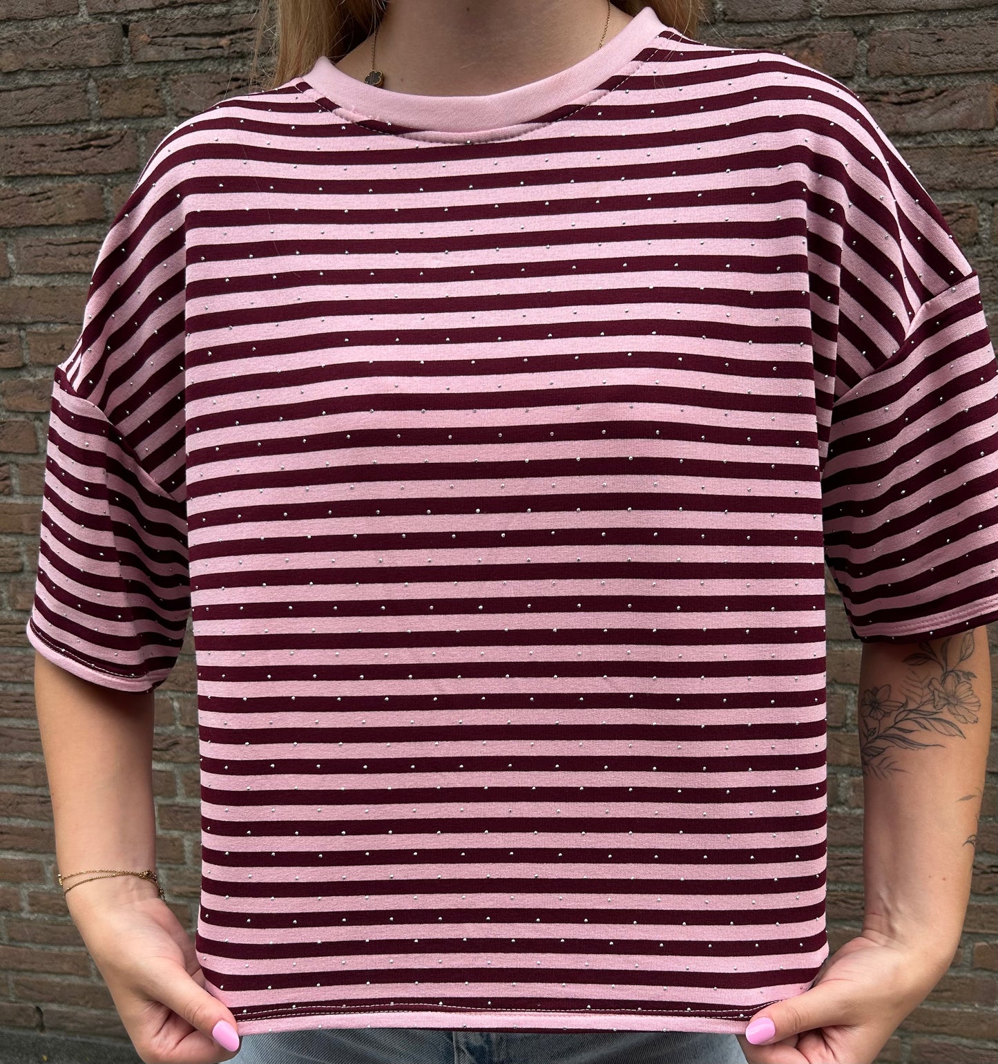 T-shirt met steentjes