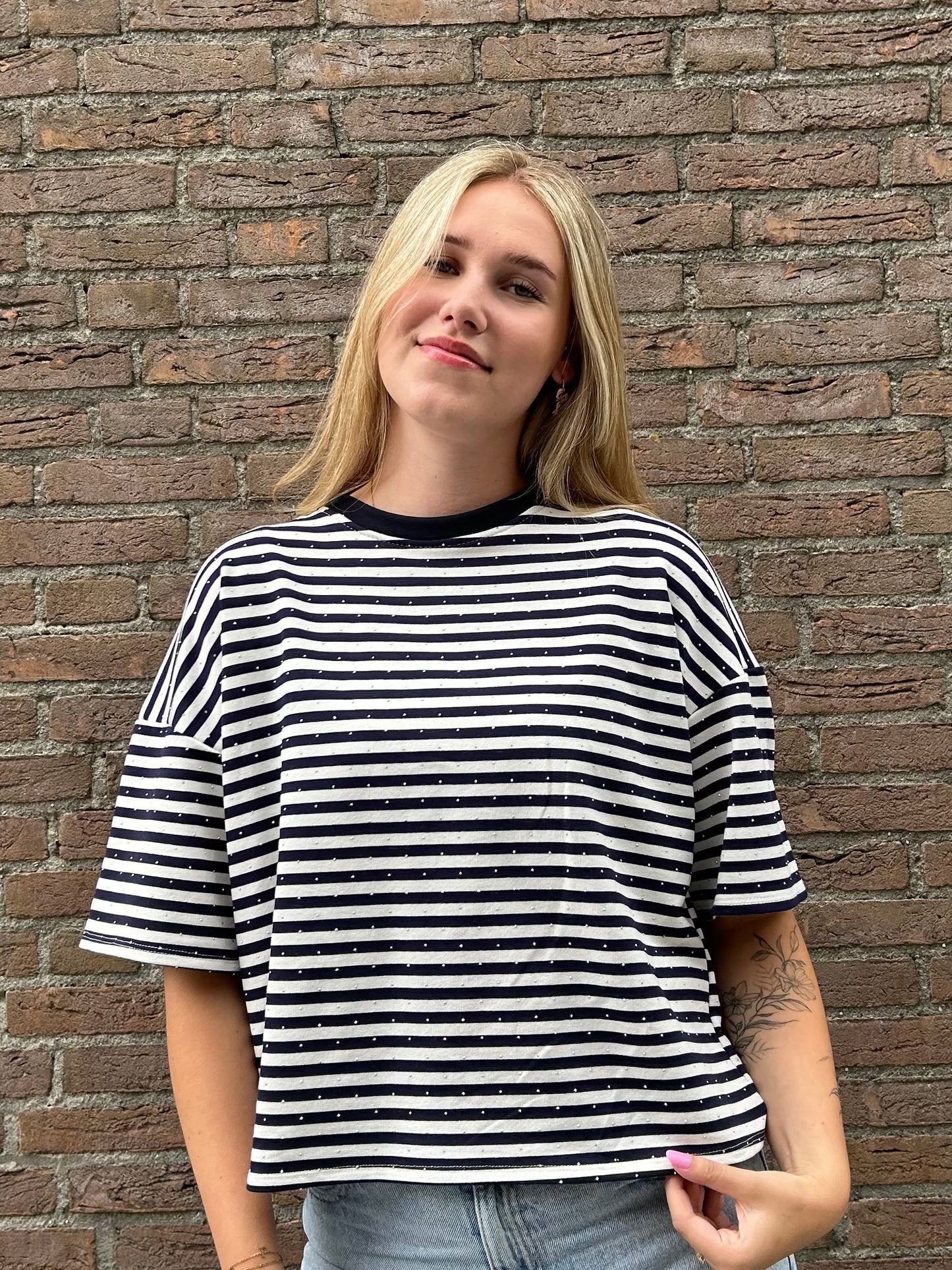 T-shirt met steentjes