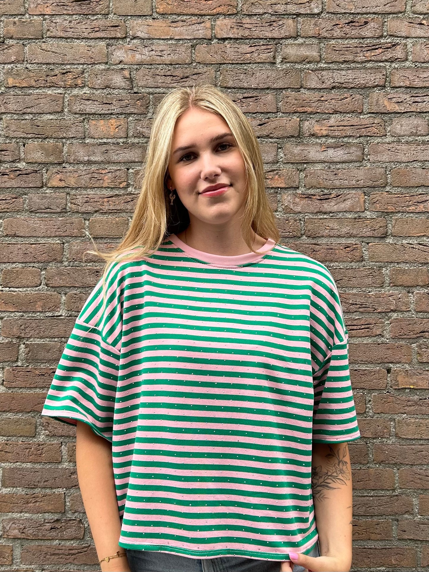 T-shirt met steentjes