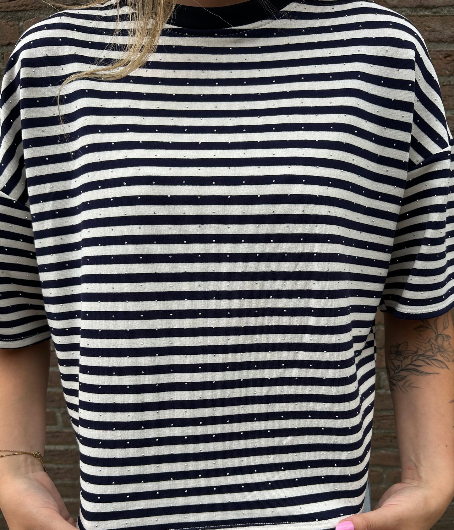 T-shirt met steentjes
